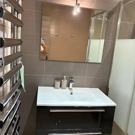 Elegant Terrace Port Of